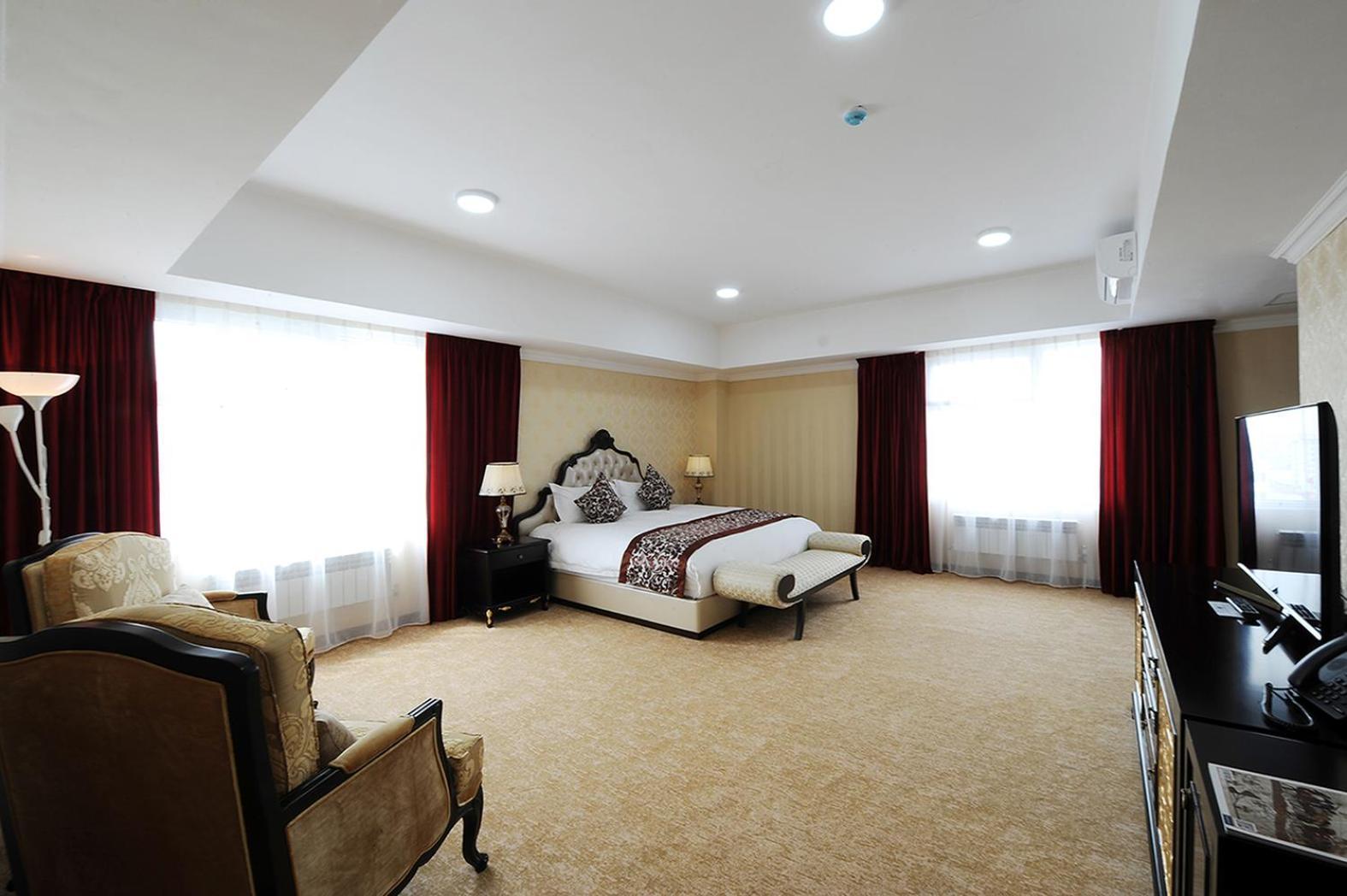 Alpha Hotel อูลานบาตอร์ ภายนอก รูปภาพ
