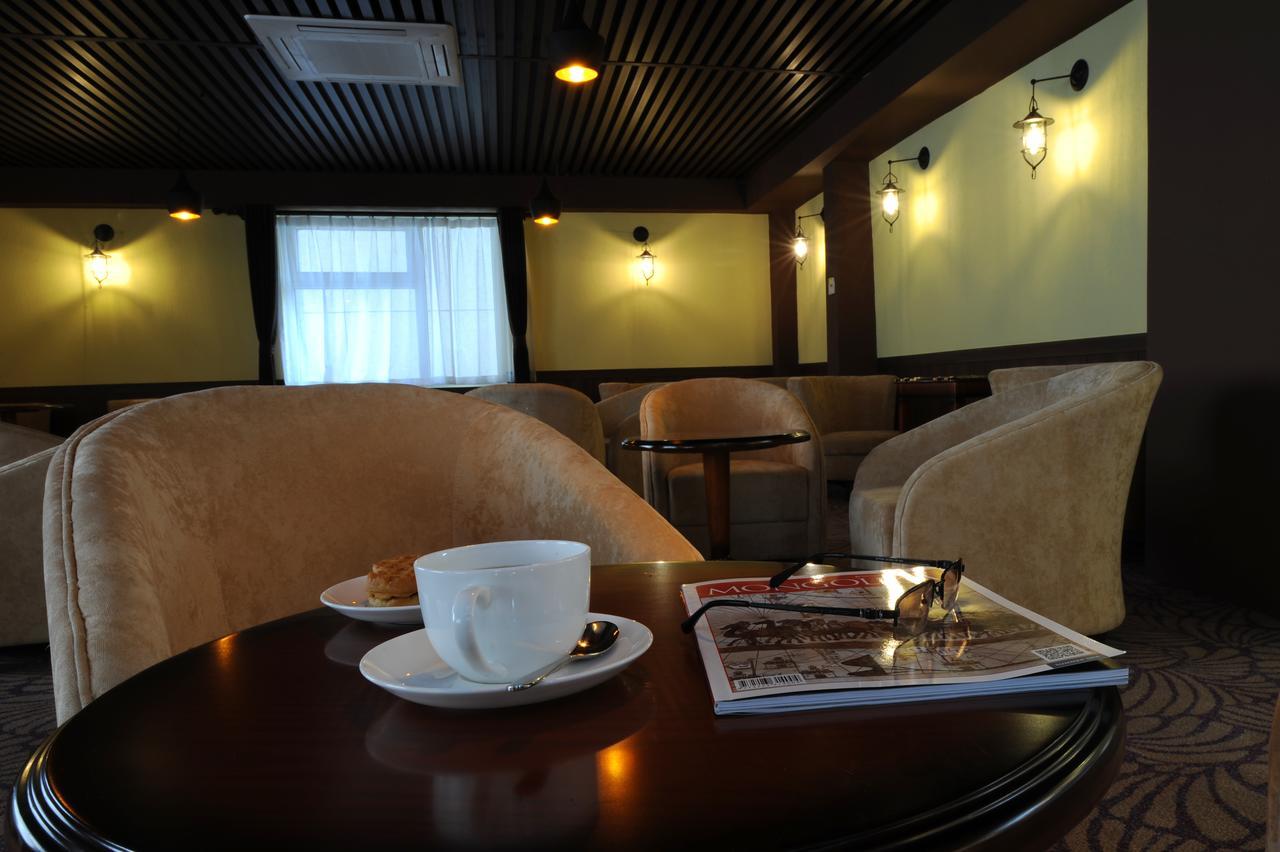Alpha Hotel อูลานบาตอร์ ภายนอก รูปภาพ