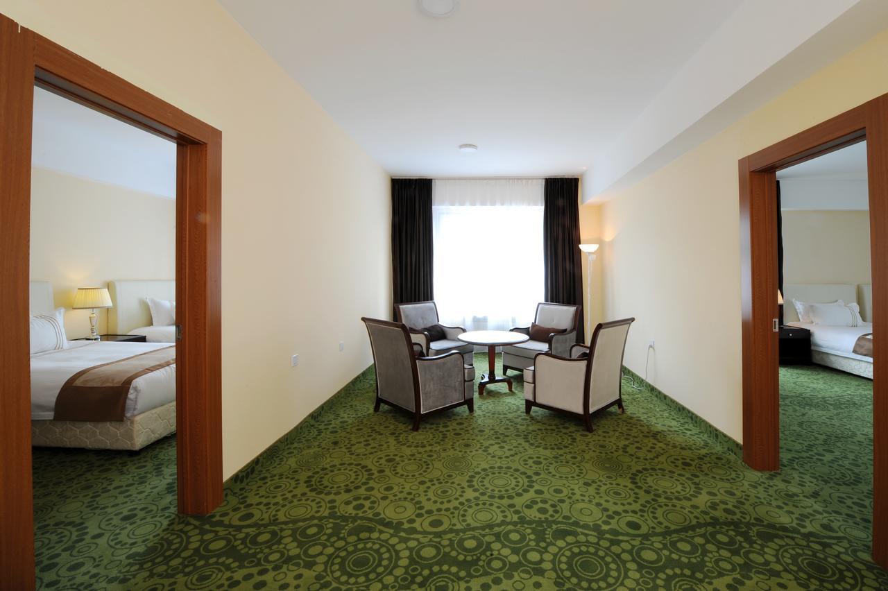 Alpha Hotel อูลานบาตอร์ ภายนอก รูปภาพ