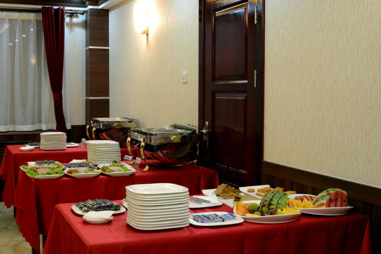 Alpha Hotel อูลานบาตอร์ ภายนอก รูปภาพ